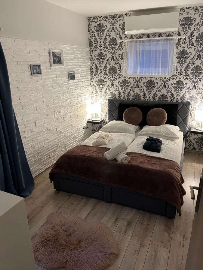 Városi Idill Veszprém Esterno foto